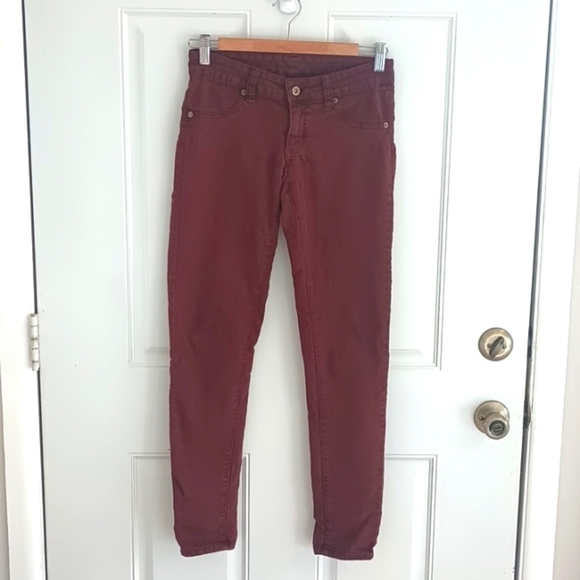 Carmar burgundy denim jeans size 27 - Picture 1 of 10